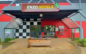 Enzo Hotel 1Er Prix